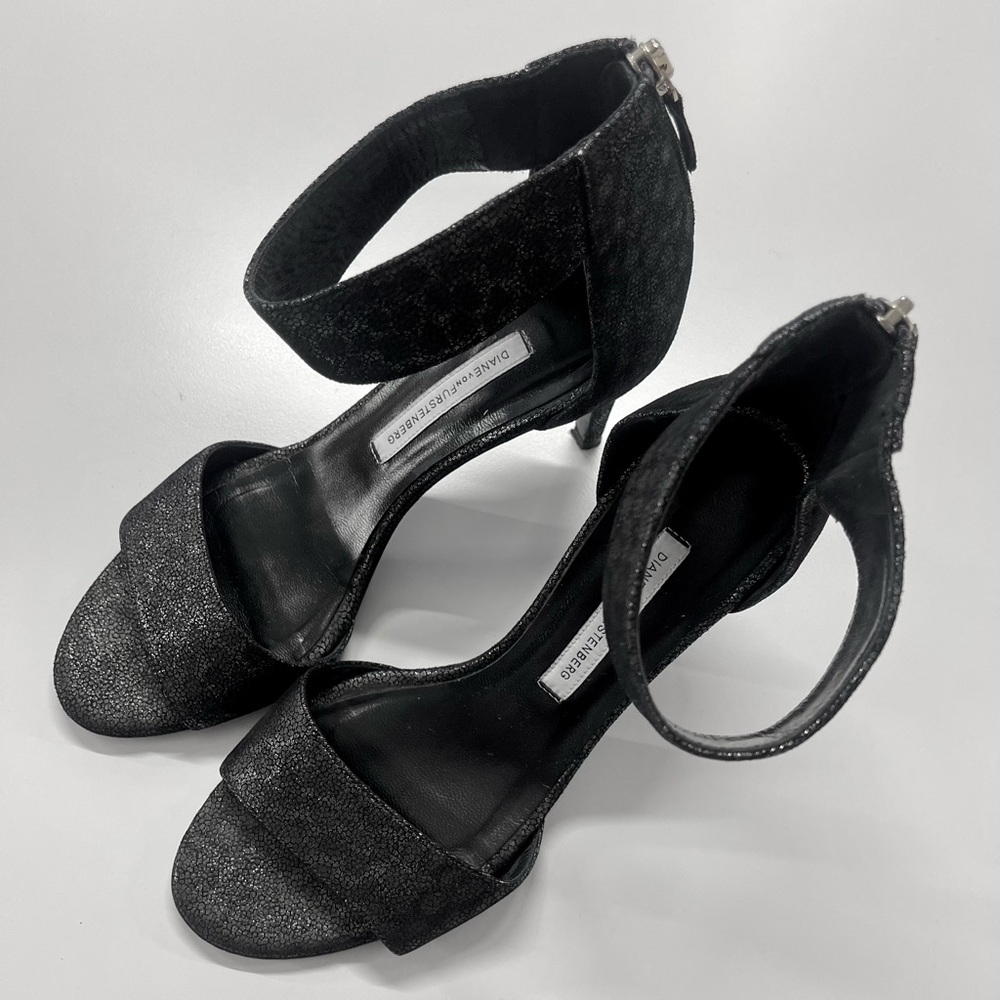 Diane Von Furstenberg Black glittery sparkly heels - Picture 3 of 9